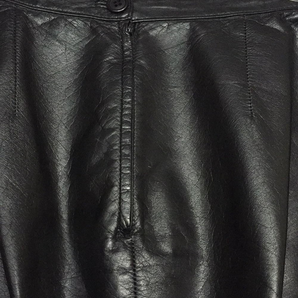 Vintage Brass Plum leather skirt - Picture 3 of 4